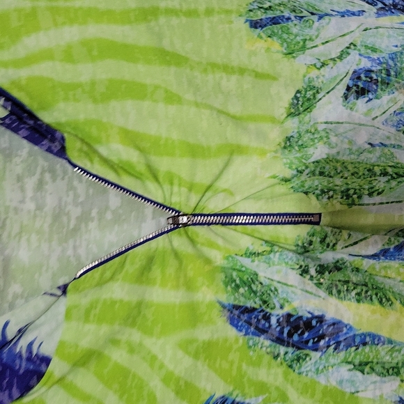 Boho Chic half zip front light hoodie, size M, 21 in pit/pit, great condition - Picture 3 of 5